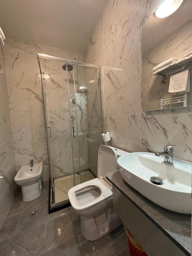 Hotel Midway Milan Luaran gambar