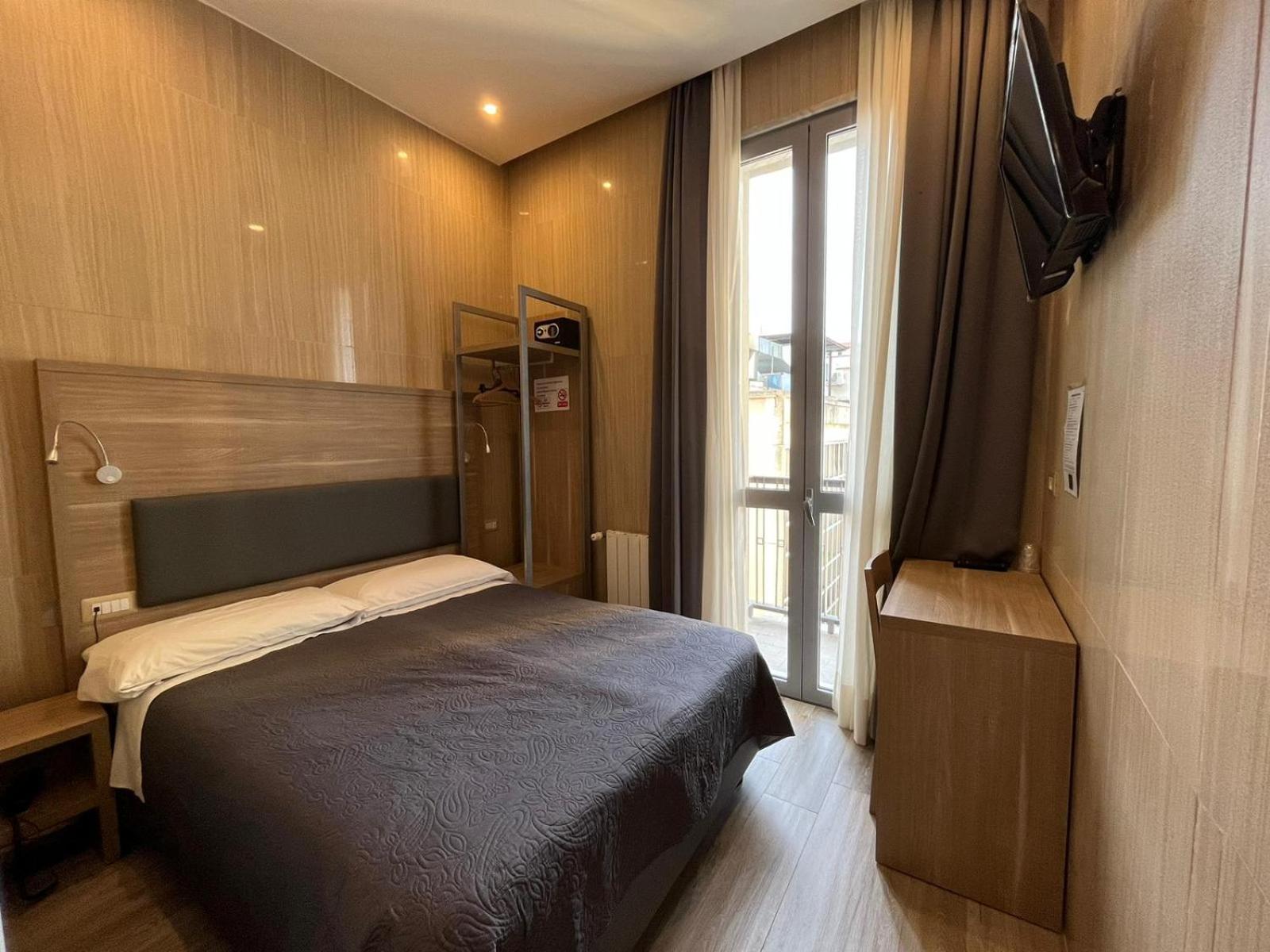 Hotel Midway Milan Luaran gambar